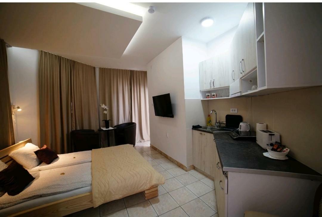 Apartmani Diksi Zrenjanin Exterior photo